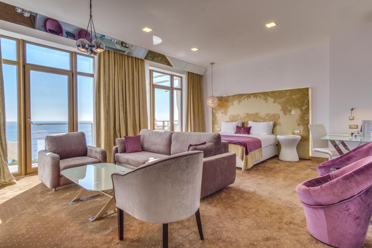 Panorama De Luxe Hotel